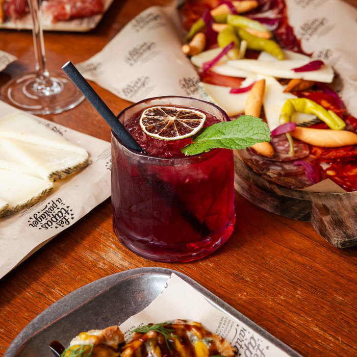 Café Hortense - cocktail et tapas à partager